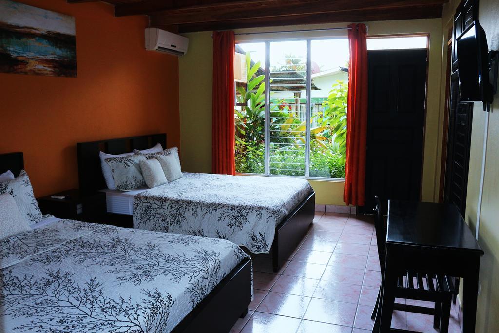 Hotel Las Flores Fortuna Ла Фортуна Экстерьер фото