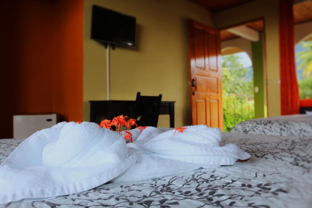 Hotel Las Flores Fortuna Ла Фортуна Экстерьер фото