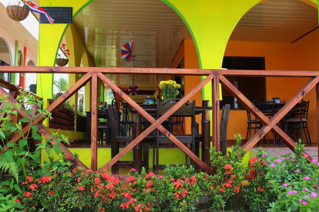 Hotel Las Flores Fortuna Ла Фортуна Экстерьер фото