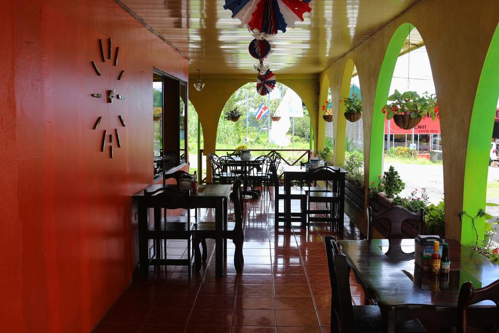 Hotel Las Flores Fortuna Ла Фортуна Экстерьер фото