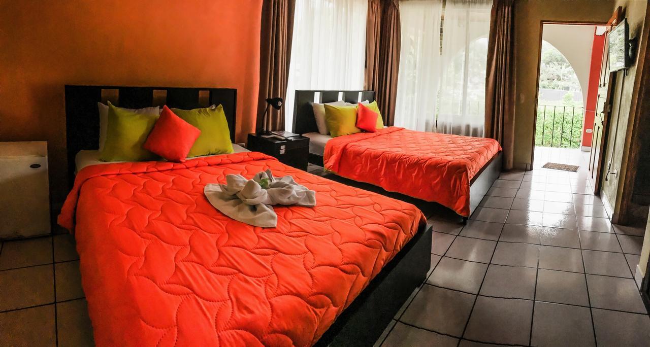 Hotel Las Flores Fortuna Ла Фортуна Экстерьер фото