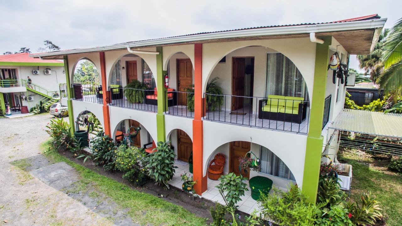 Hotel Las Flores Fortuna Ла Фортуна Экстерьер фото
